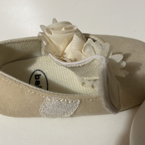 Size 3 and size 4 - Picture 5 of 5